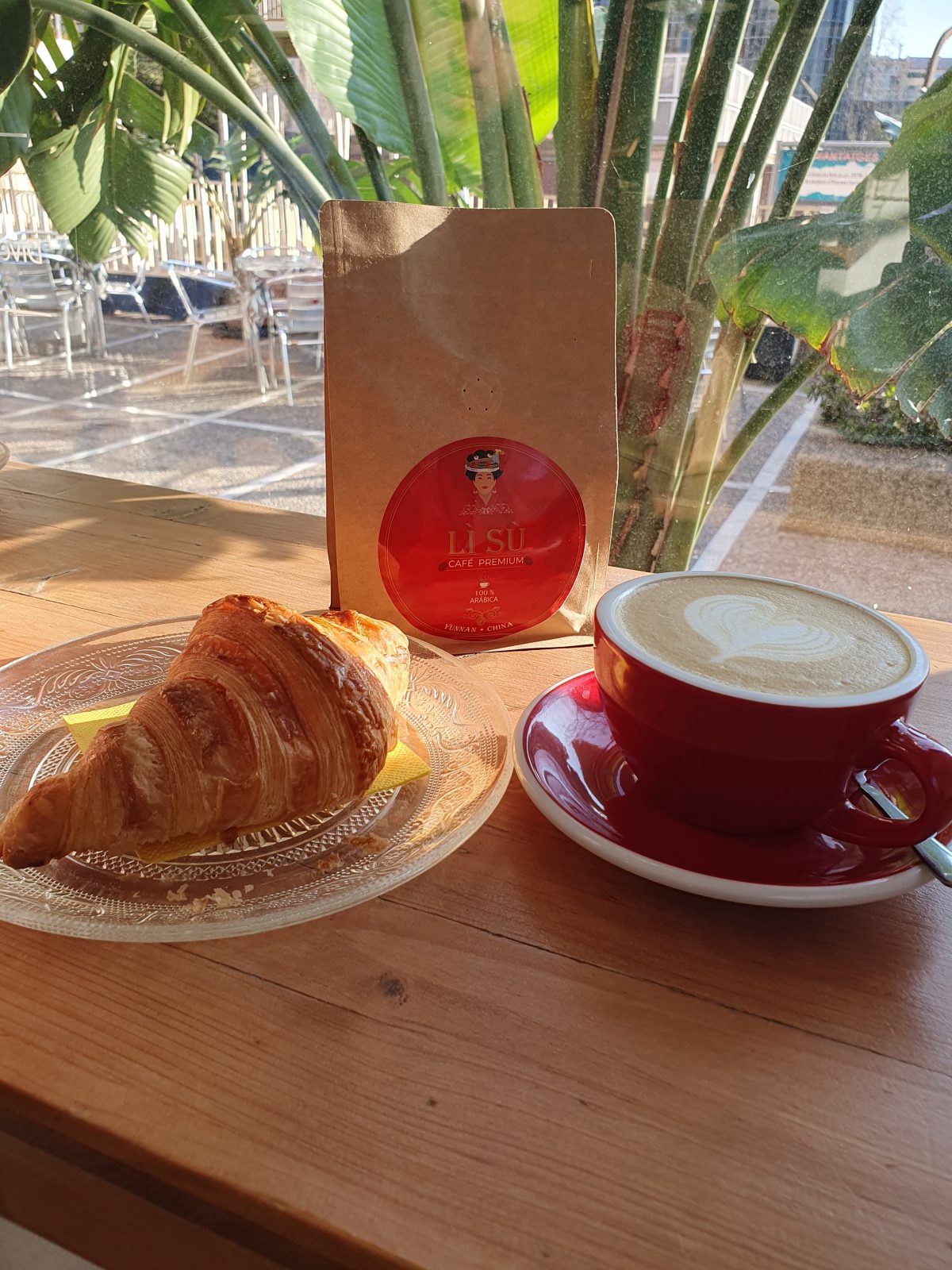 cafe lisu premium