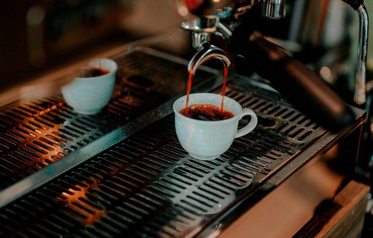 La escena del café en Barcelona: cómo el café de Yunnan se integra en la cultura local.